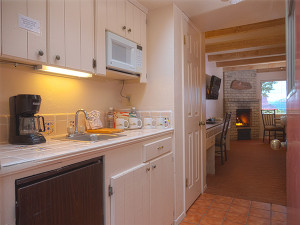 kitchenette and Fireplace room sedona arizona